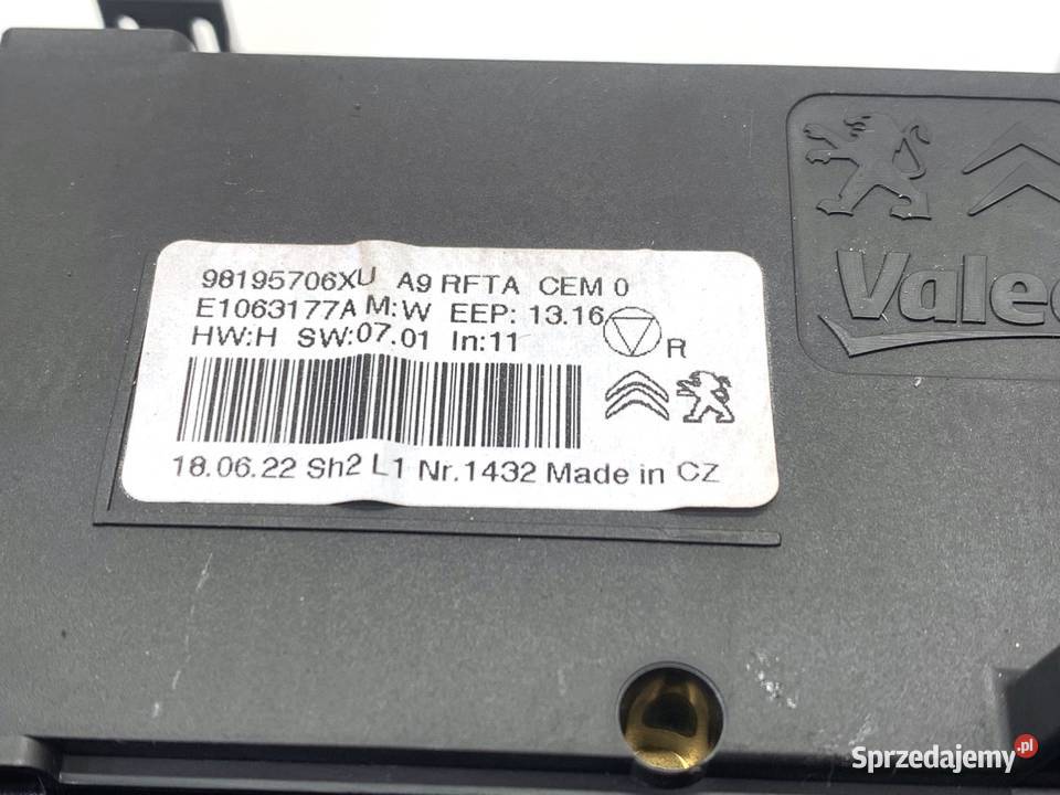 PANEL STEROWANIA NAWIEWU PEUGEOT 2008 I sprzedam