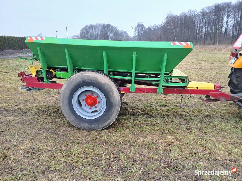 Rozsiewacz wapna rcw3piastwapniarka nieuszkodzony Rzgów