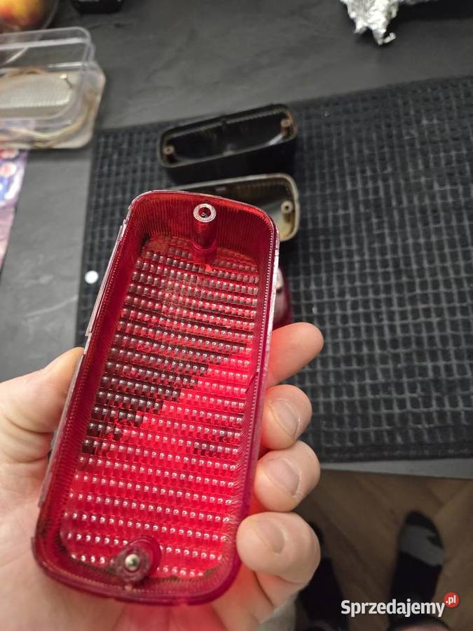 Mercedes w123 kombi lampa tylna zderzaka 123 826 lewe Grudziądz