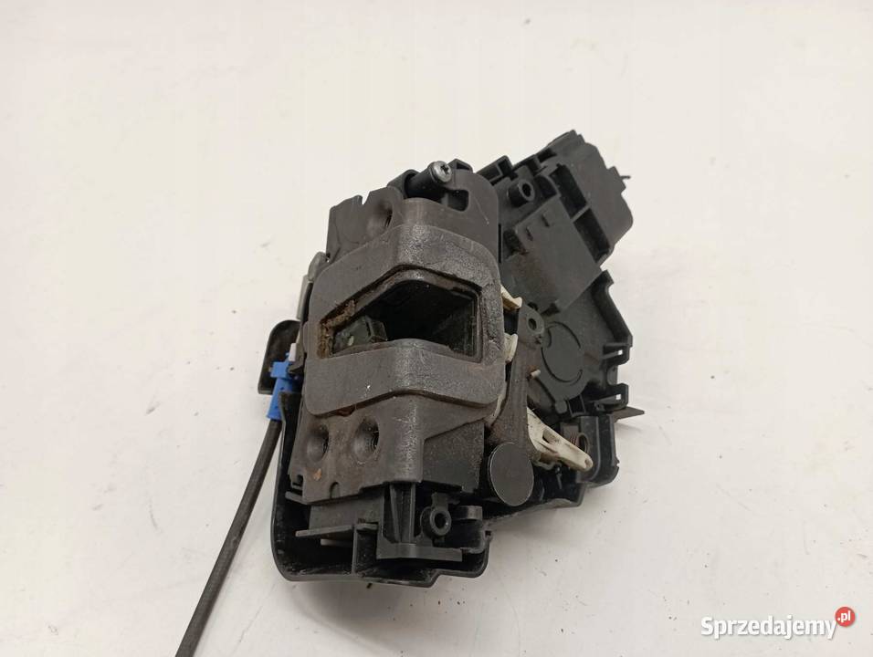 ZAMEK DRZWI PRAWY PRZÓD 6M2AR21812AC Ford Mondeo