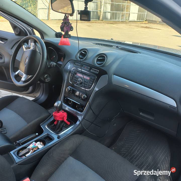 Ford mondeo MK4 salon 140KM Pilzno