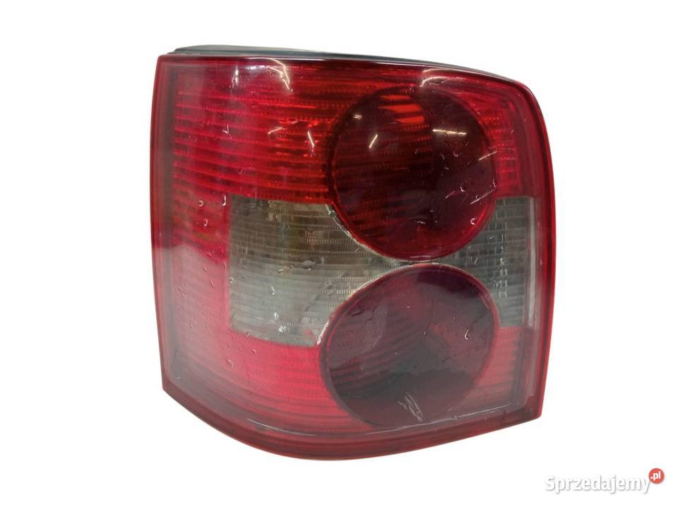 LAMPA TYŁ LEWA KOMBI LIFT VW Volkswagen Passat V