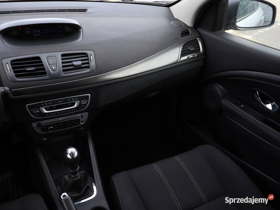 Renault Megane 12 TCe światła do jazdy dziennej Bielany Wrocławskie