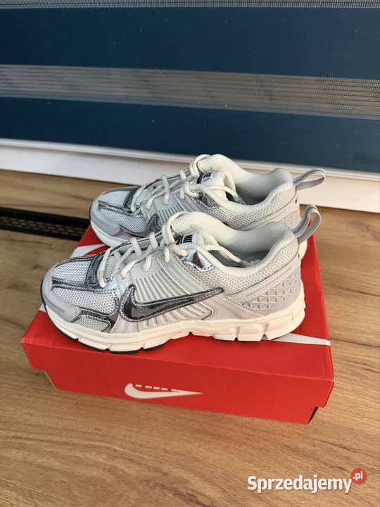 Nike Zoom Vomero 5 Srebrne Szare Sneakersy Buty biały Łódź