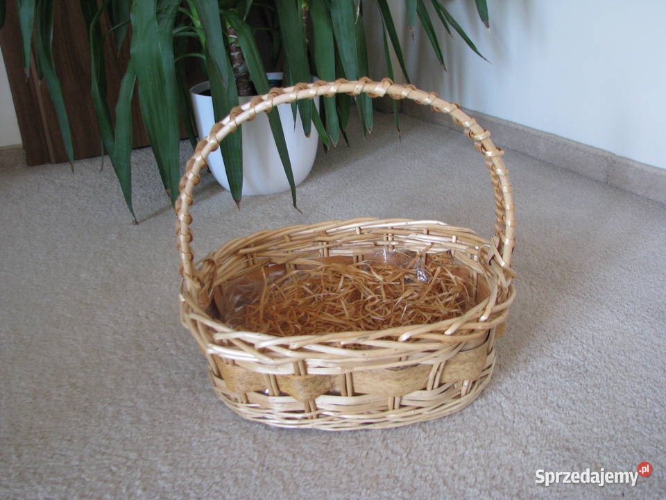 Piękny owalny kosz wiklinowy koszyk małopolskie Brzegi