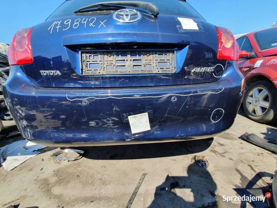 ZDERZAK TYŁ TOYOTA AURIS I 8S6 osobowe kujawsko-pomorskie Lipno