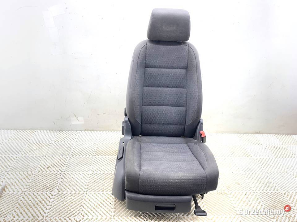 FOTEL PRAWY PRZÓD VW TOURAN Minivan 0310 osobowe
