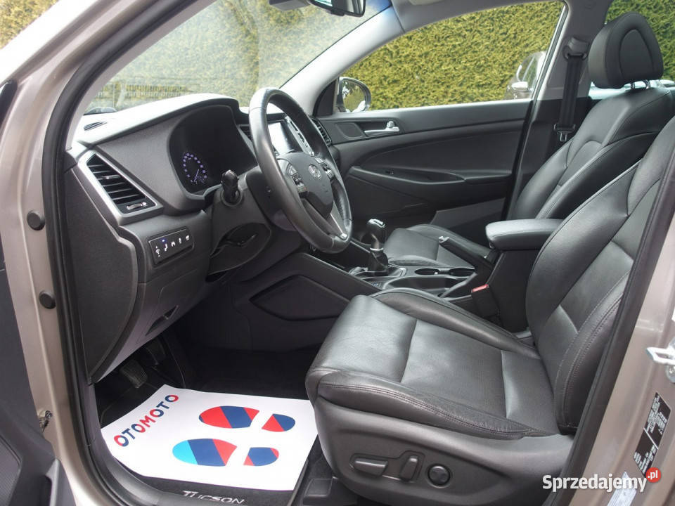 Hyundai Tucson 16i Navi Xenon Ledy Alu Skóra sprzedam