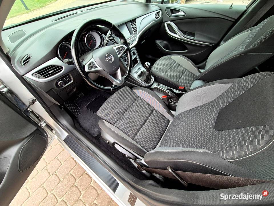 Opel Astra K Lift 2020 102 przebiegu Navi 1500cm3