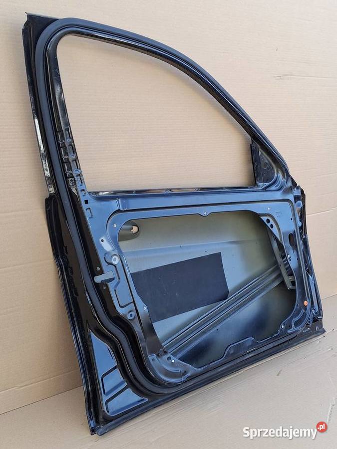 MERCEDES CKLASA W204 DRZWI LEWY PRZÓD LEWE lubuskie Bieleń