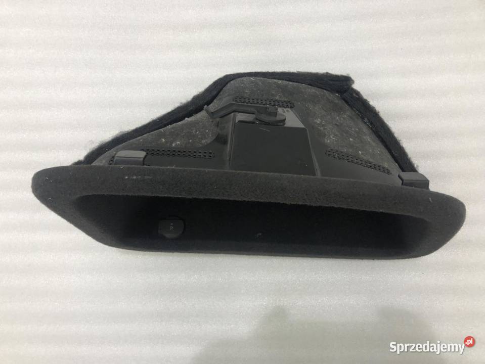 BOCZEK SCHOWEK BAGAŻNIKA AUDI A5 8T 8T8863992