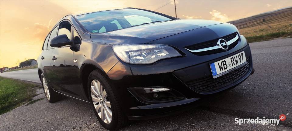 Opel Astra J 16CDTi 110 154000 2015 z Niemiec Astra Przeworsk