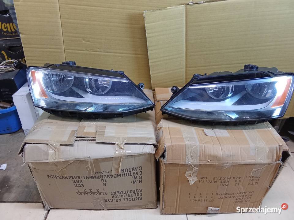 VW JettaUSA 5C7 reflektory LP orginal hella Rok produkcji 2018 Kamieniec Wrocławski