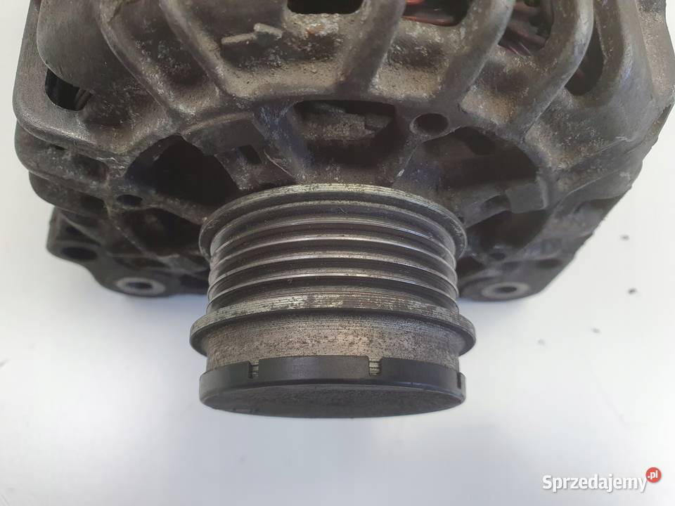 Audi A4 B6 19 TDI ALTERNATOR Valeo 028903031A Części samochodowe