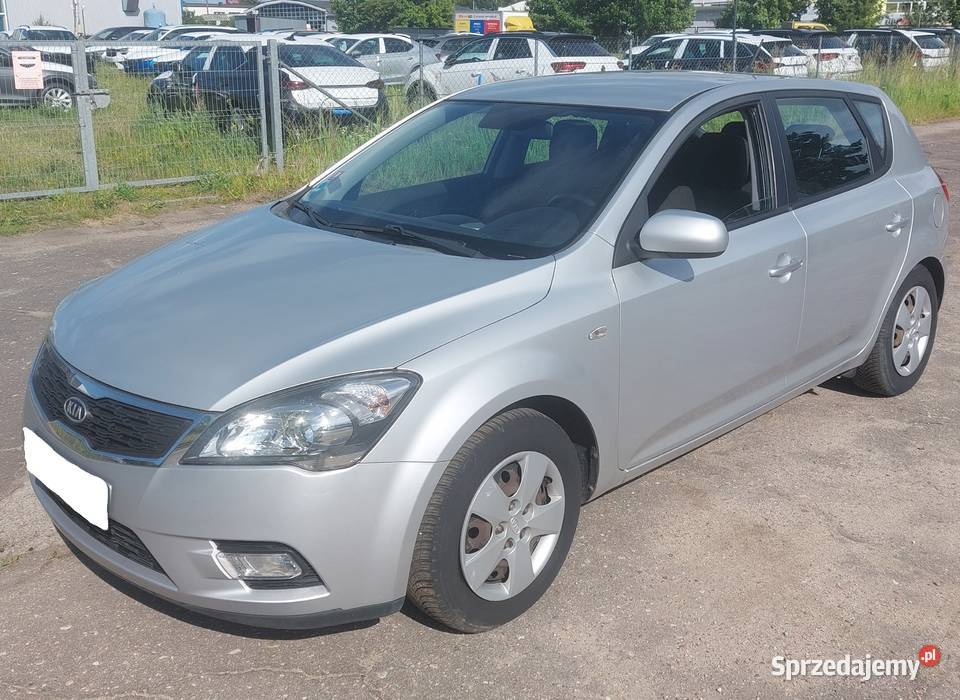 Kia Ceed Benzyna Tyko 65 Tysiecy Przebiegu 1394cm3 Koszalin