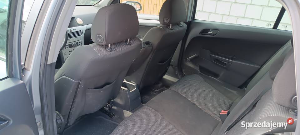 Opel Astra H 16 Twinport 2005 uszkodzony silnik 336739km sprzedam
