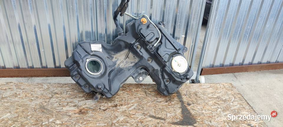 BAK ZBIORNIK PALIWA AUDI A4 B8 8K0201021HA 30 Przystajń