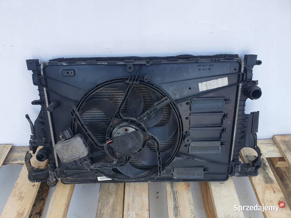 Volvo V70 III 24 D5 CHŁODNICA WODY Wentylator lubelskie