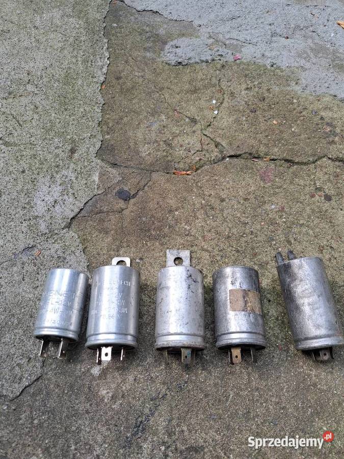 Żarówki samochodowe z czasów PRL 6070r Leszno