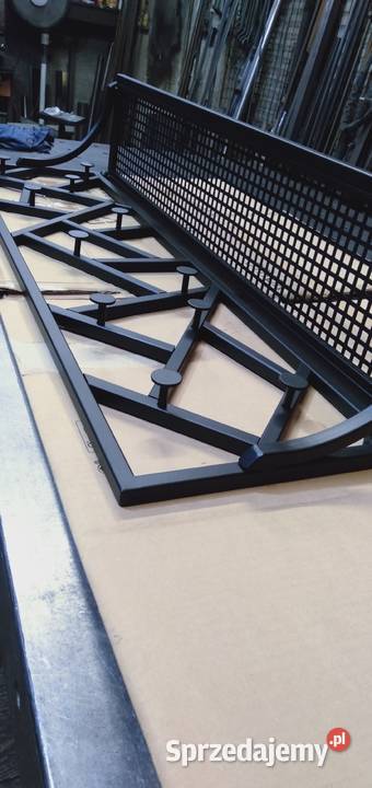 Wieszak na ścianę metalowy loft industrial Płock