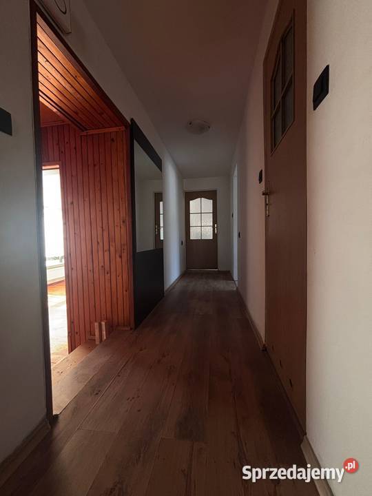 Dom Jednorodzinny Budynek Gospodarczy Siwiałka