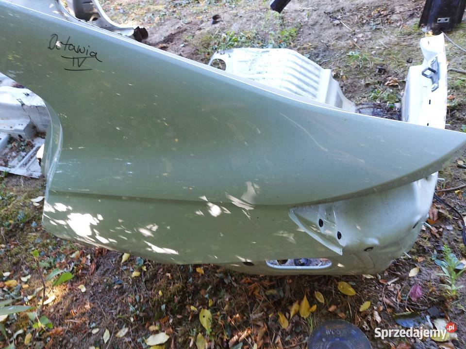 Skoda Octavia IV 5E3 Błotnik ćwiartka tył prawy Zestawy części blacharskich