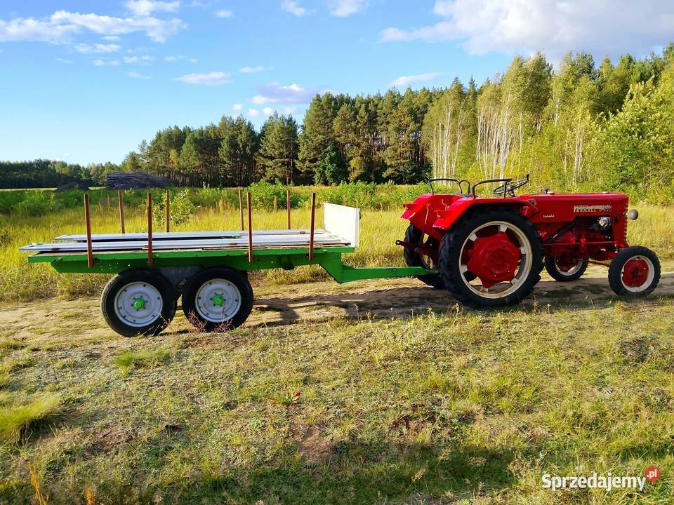 sprzedam zabytkowy ciągnik FARMALL D320 z