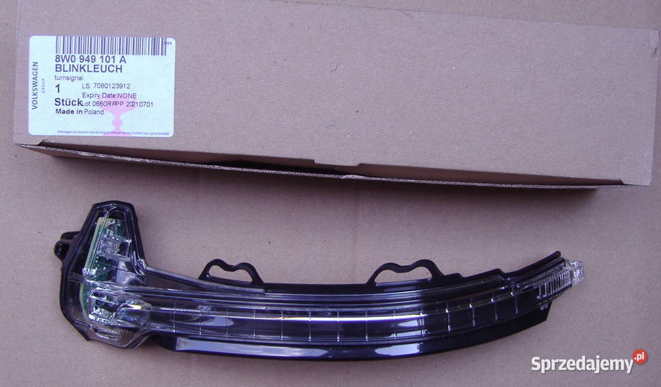 AUDI A4 A5 KIERUNKOWSKAZ LUSTERKA 8W0949101A
