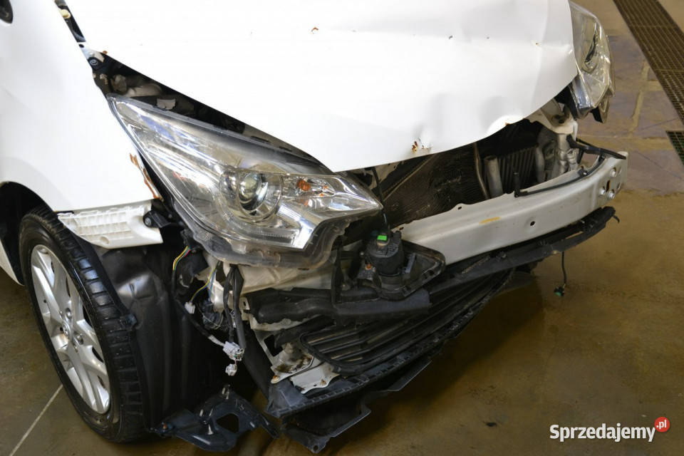 Toyota Verso S 14 d4d 90 climatronic nawigacja biały