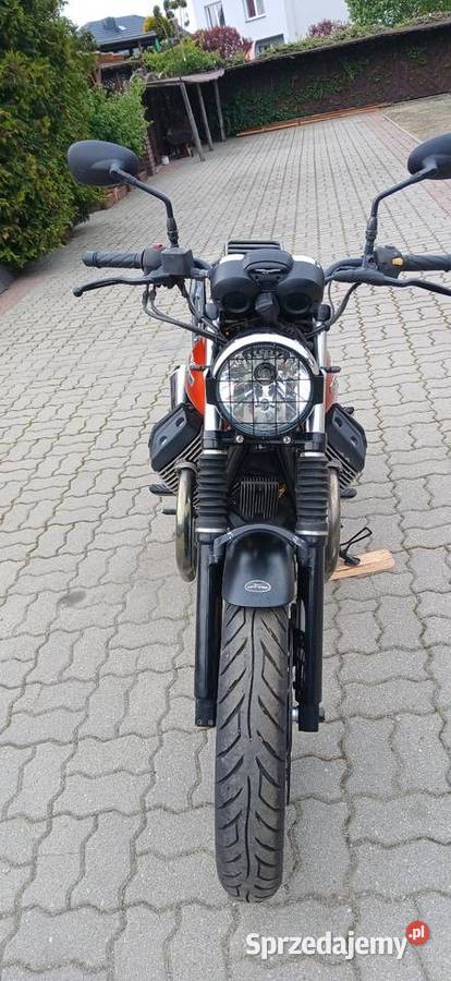 Moto Guzzi V7 II Gniezno