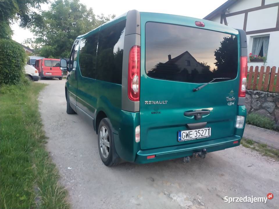 Renault Trafic Passenger 8 osób klima Webasto diesel Częstkowo