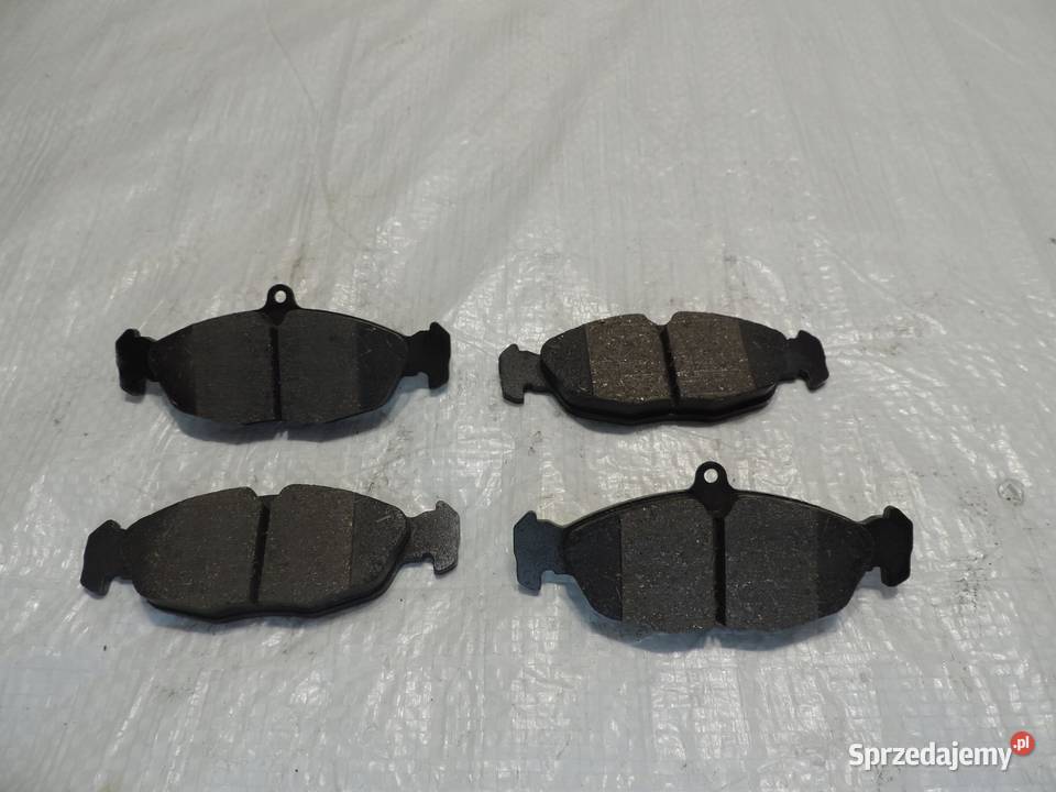 ZESTAW KLOCKÓW HAMULCOWYCH OPEL ASTRA F 90485140 sprzedam