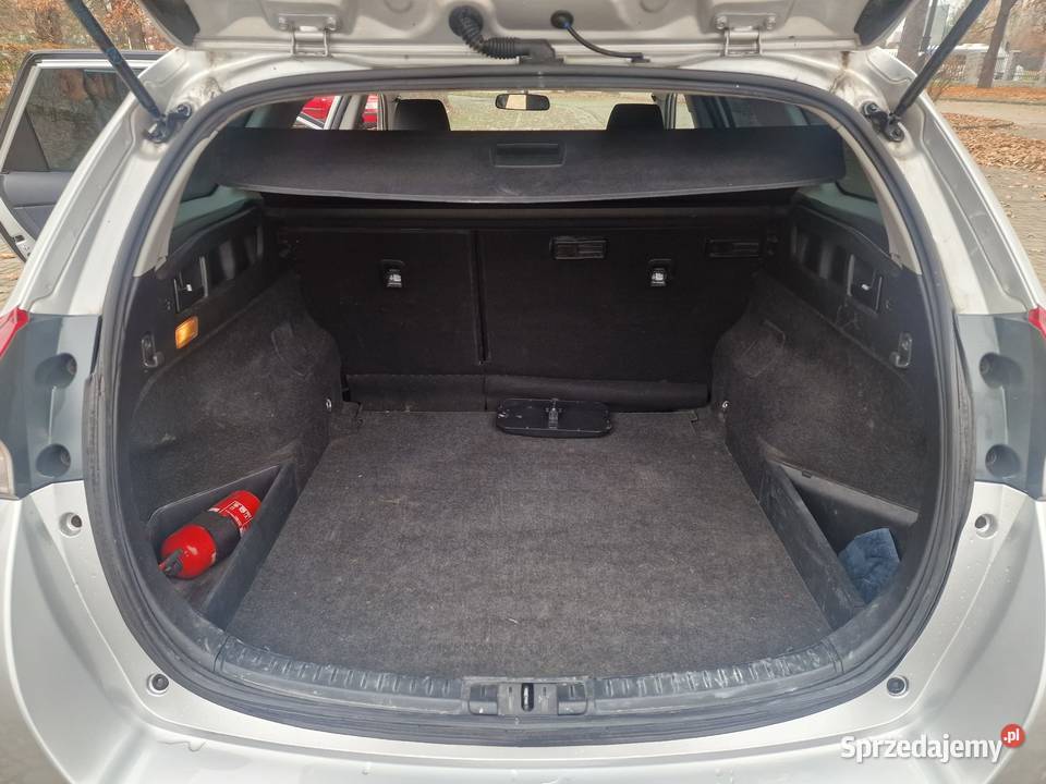 Toyota Auris Kombi 14 D4D z polskiego salonu Barcice