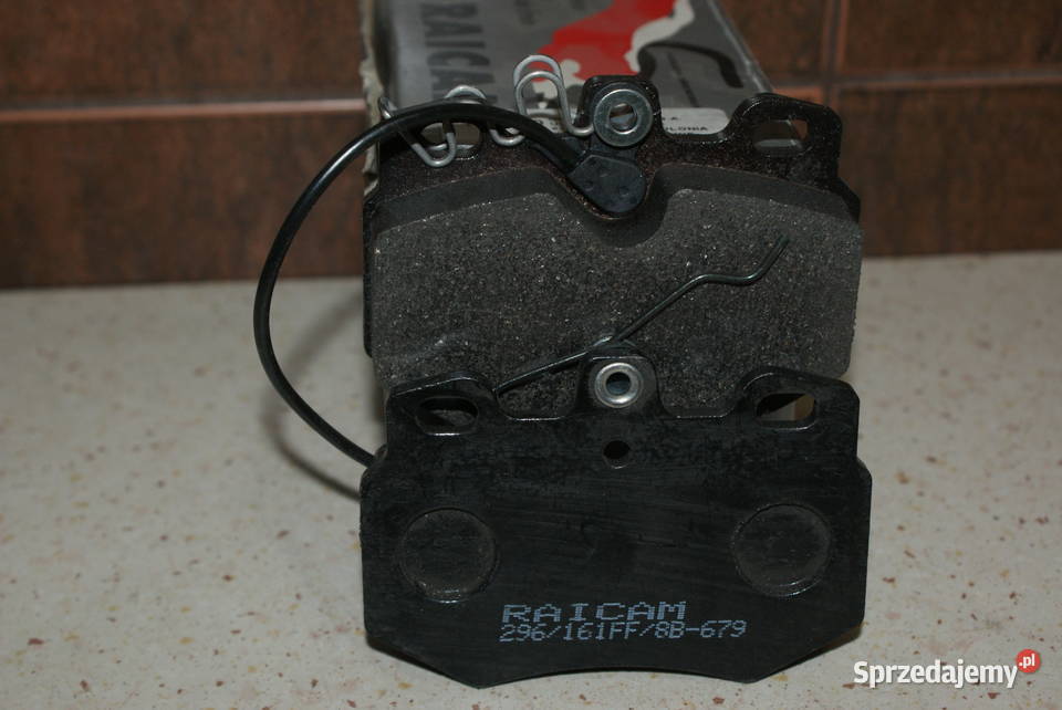 KLOCKI HAMULC PEUGEOT 205309 Z CZUJ PEUGEOT 205 mazowieckie Białobrzegi