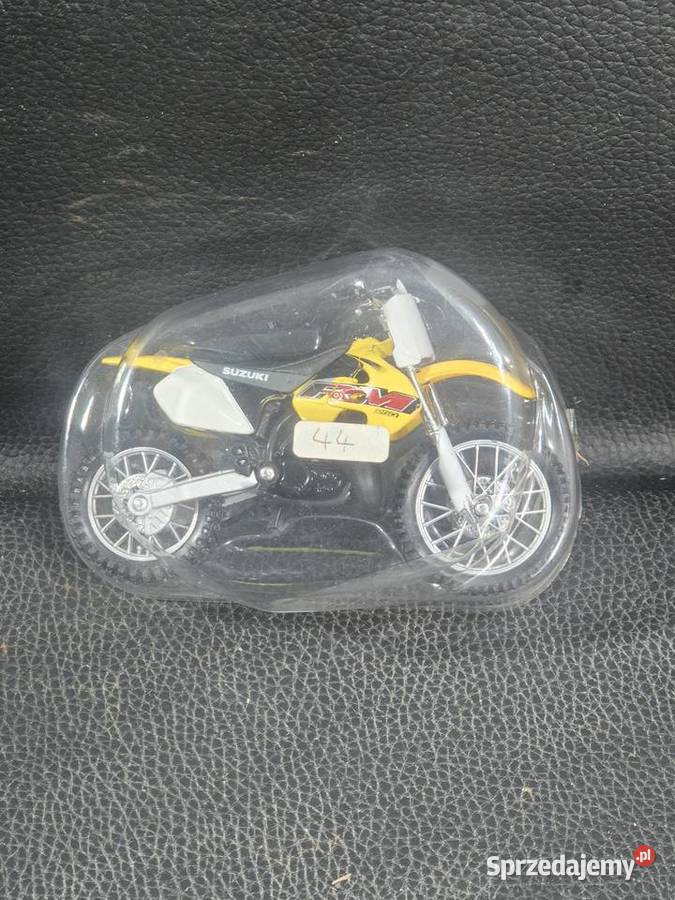model motocykla crossowego Suzuki RMZ 250 w Poddębice
