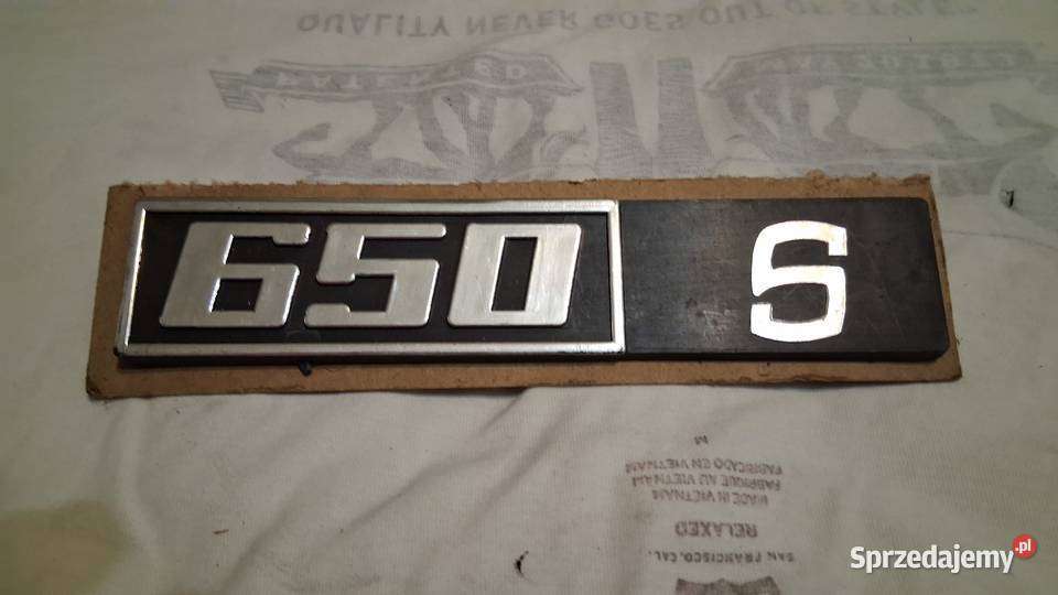 Nowe emblematy Fiata 126p