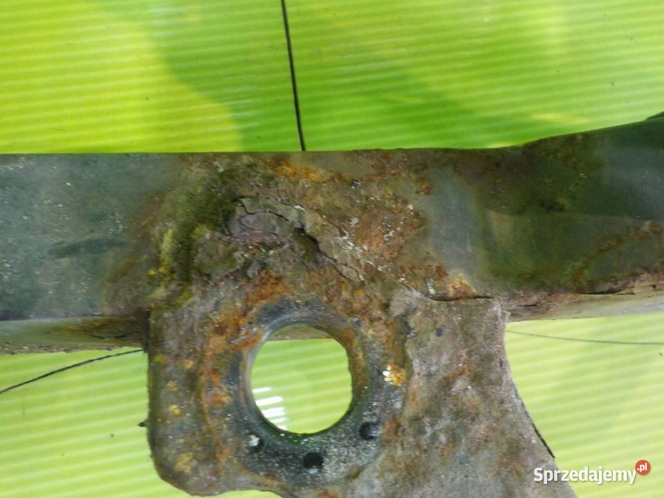 NISSAN QASHQAI I J10 07r pas przedni