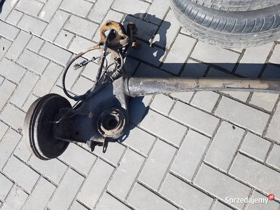 OPEL CORSA D BELKA ZAWIESZENIA TYL PIASTA BEBEN Turek