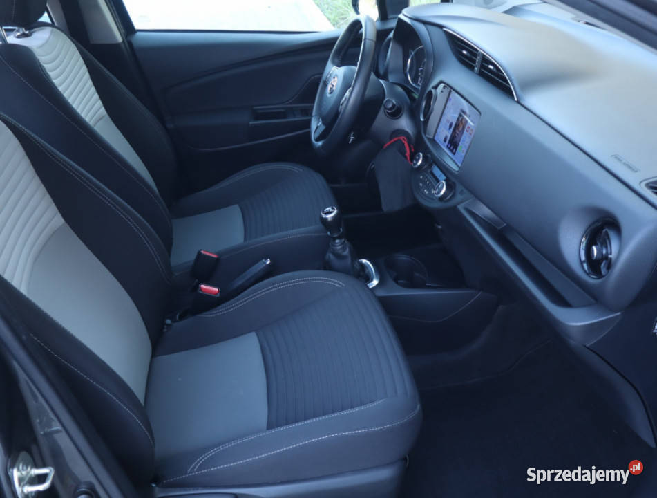 Toyota Yaris 15 Dual VVTi Yaris łódzkie Łódź sprzedam