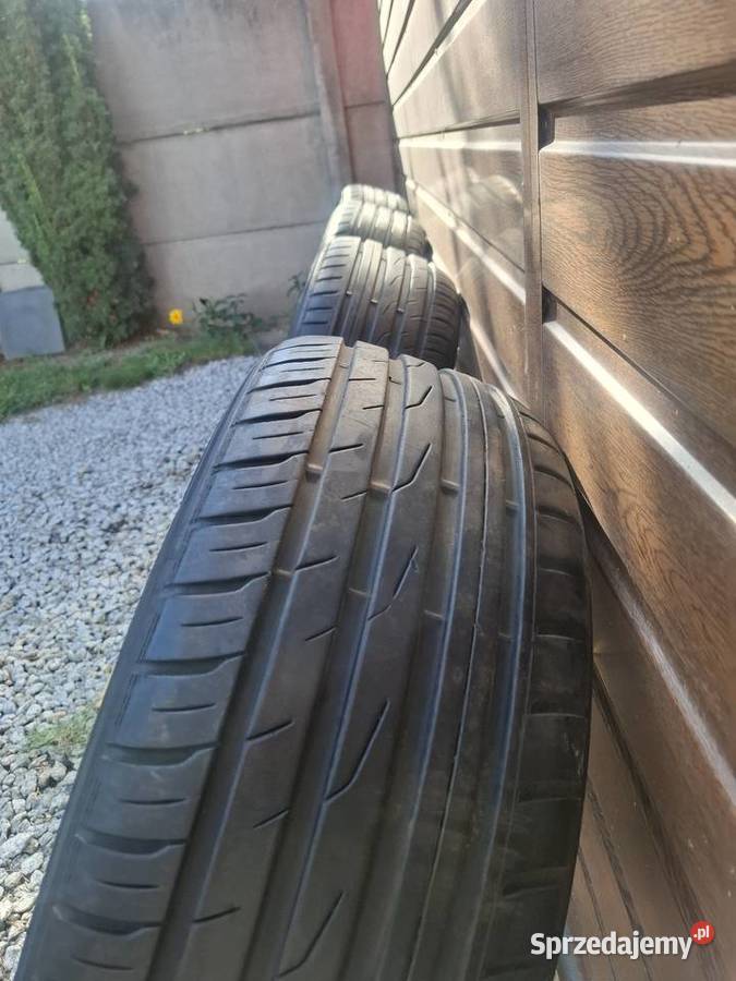 4 opony TOYO 2355518 dot 2016 250zl4 Czarnożyły sprzedam