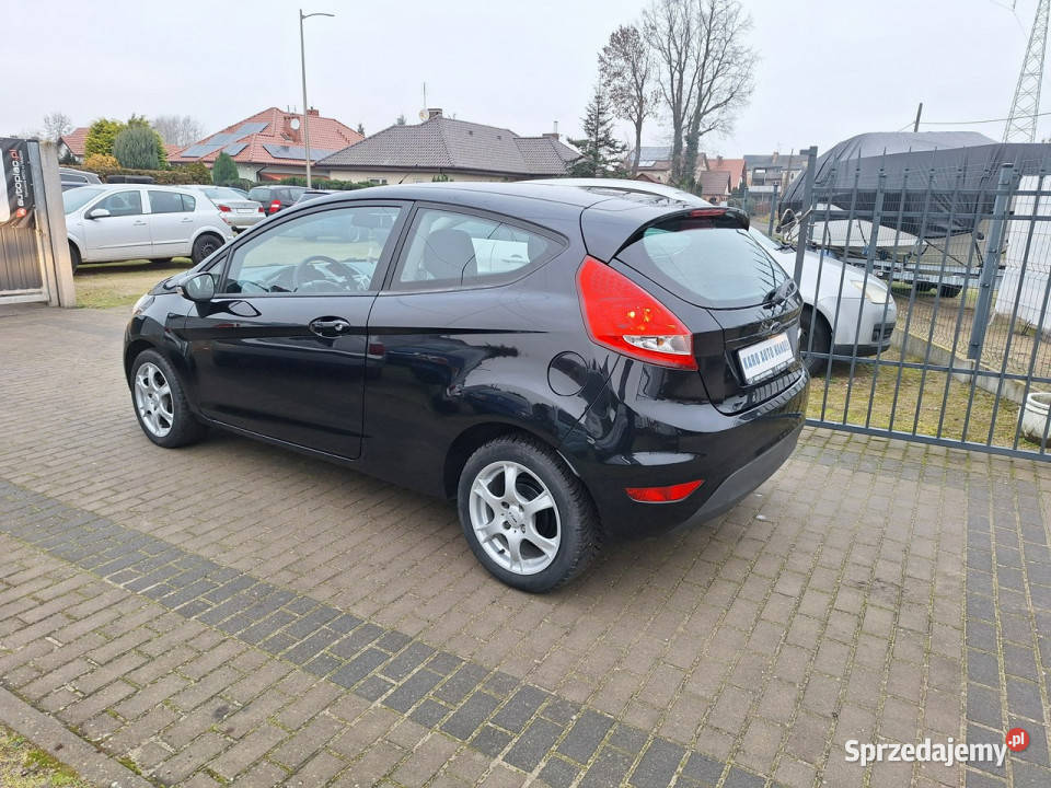 Ford Fiesta Bezwypadkowy Serwisowany Załom