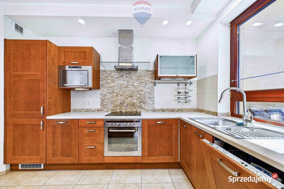 Wynajem 3 pokoje z ogródkiem miejsce postojowe Wysoka