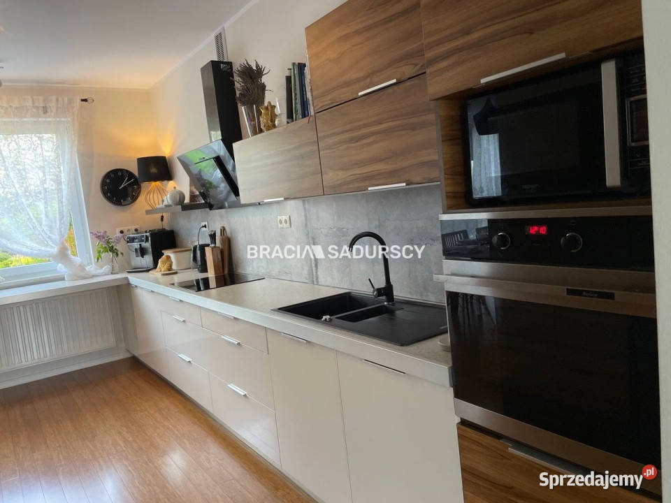 Dom bliźniak 260m2 Zerwana