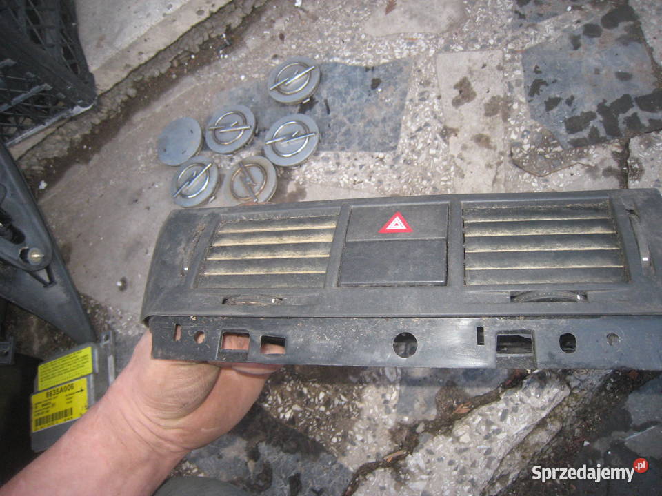 Kratka nawiewu nawiewów środkowa centralna Opel Kraków