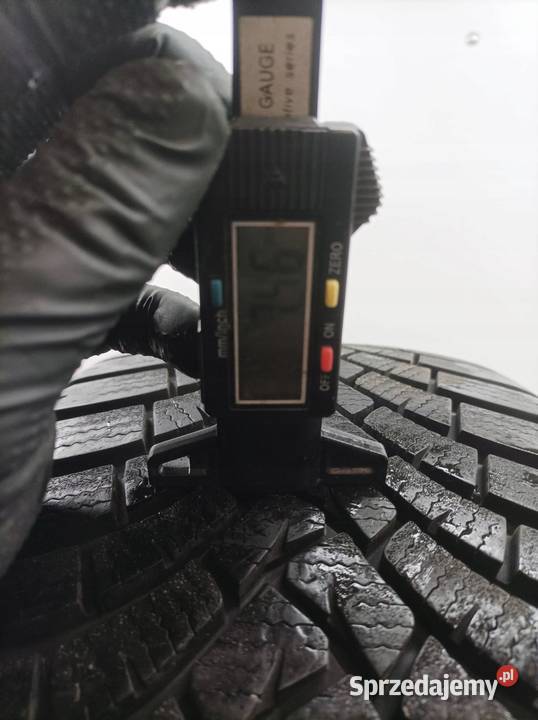 OPONA ZIMOWA FALKEN EUROWINTER HS01 21550R17