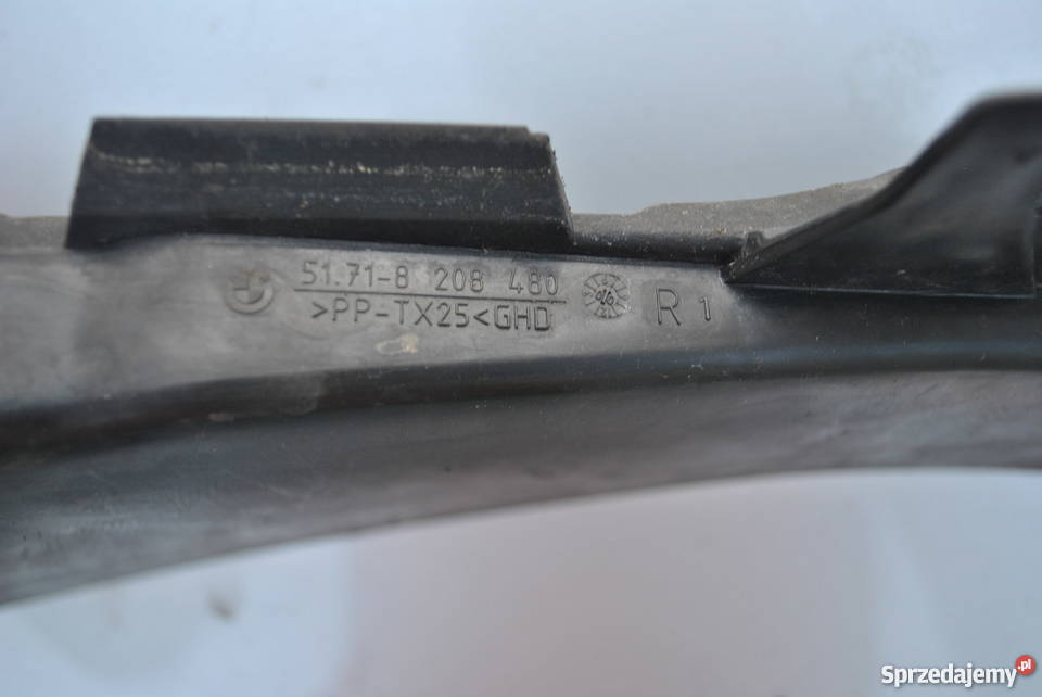 Wnęka podszybia spływ wody BMW E46 Poręba