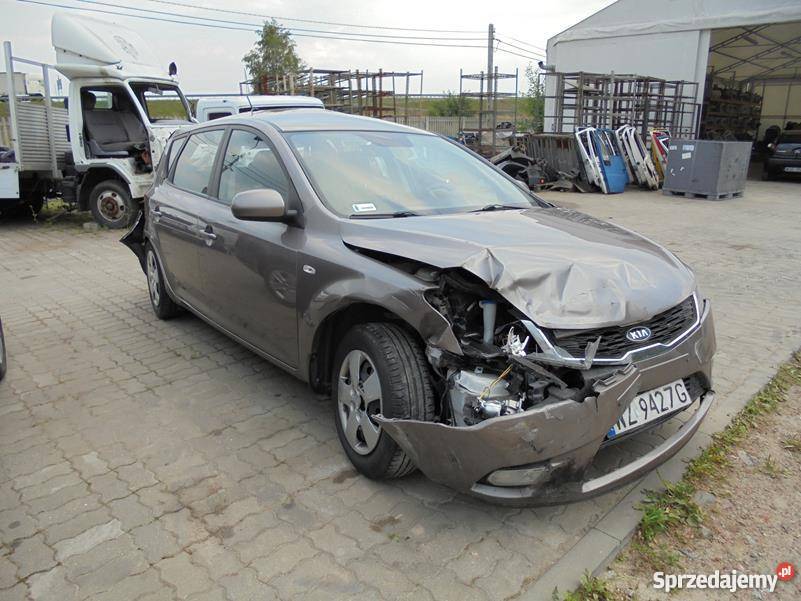 Kia Ceed CRDI 16 130 uszkodzony krajowy ESP Mińsk Mazowiecki
