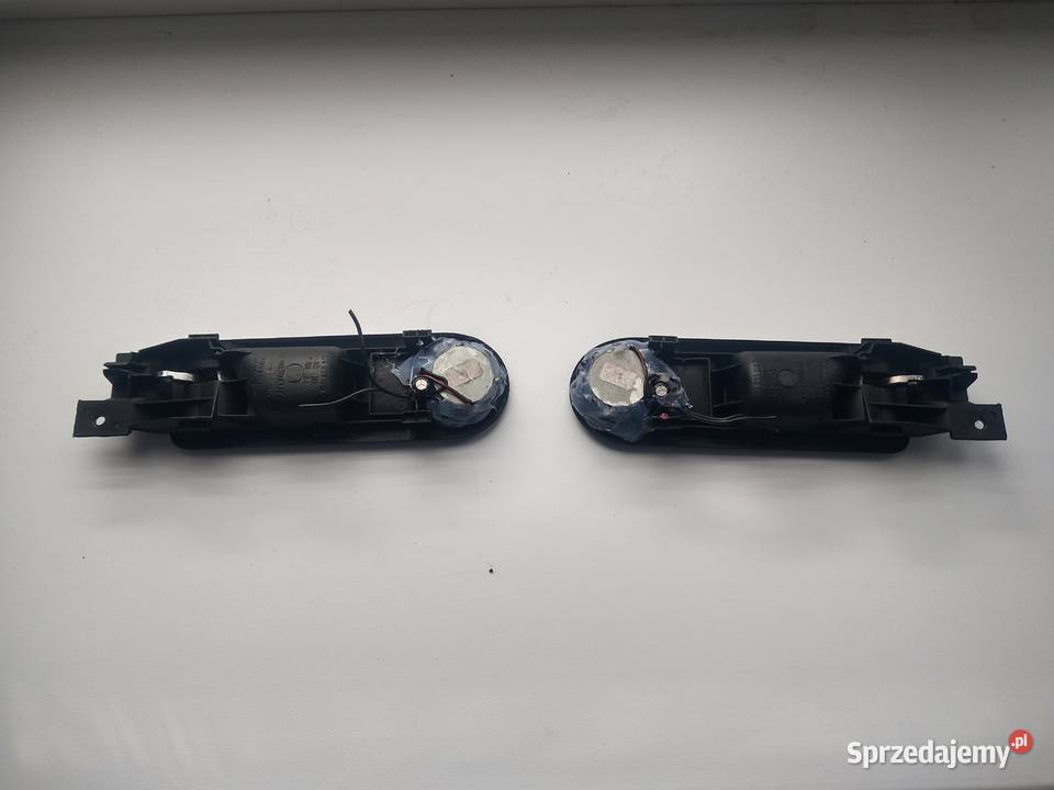 Klamki TyłKlamka wewnątrzna Tył Passat B5 Golf 4 Wyposażenie wnętrza