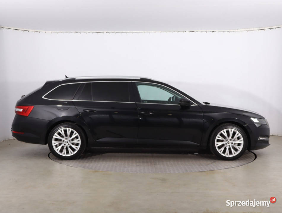Skoda Superb 15 TSI ASR (kontrola trakcji) Superb