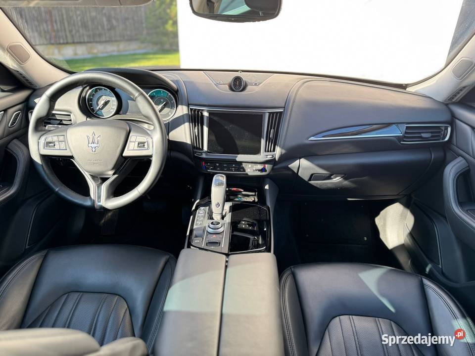 maserati levante 2022 benzyna 20 zamiana Łomianki Dolne sprzedam